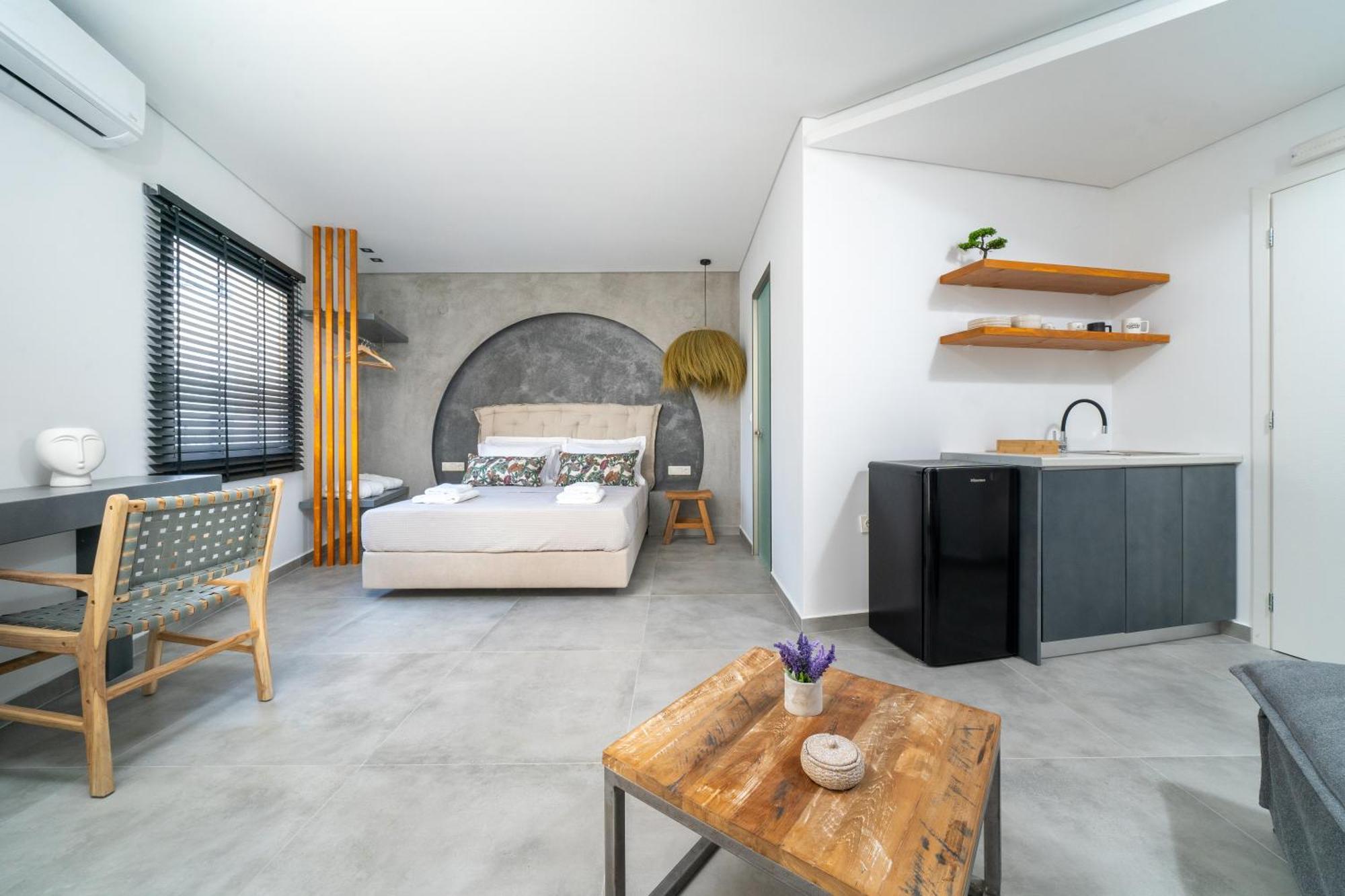 Parilion Suites Potos Dış mekan fotoğraf