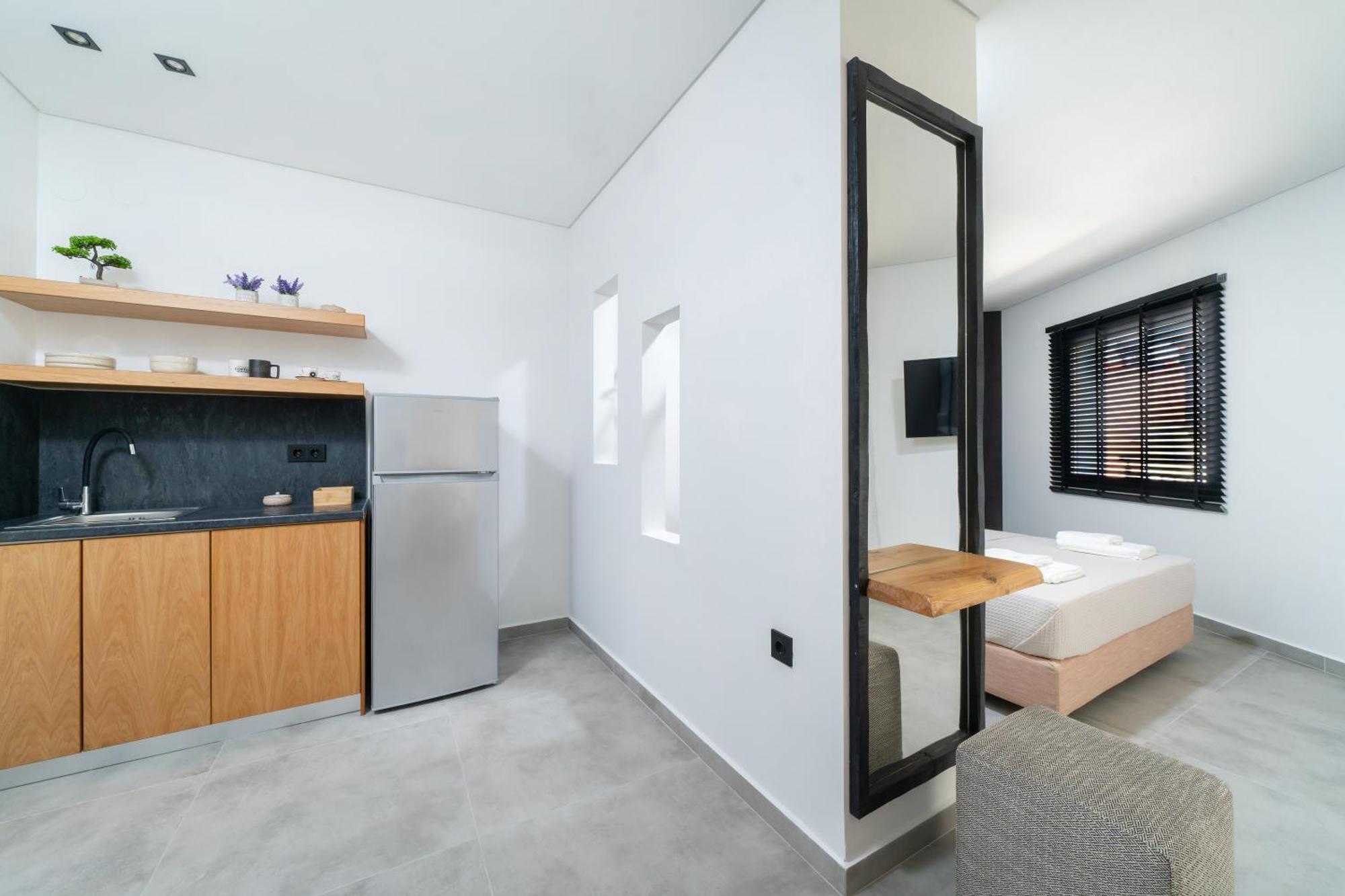 Parilion Suites Potos Dış mekan fotoğraf