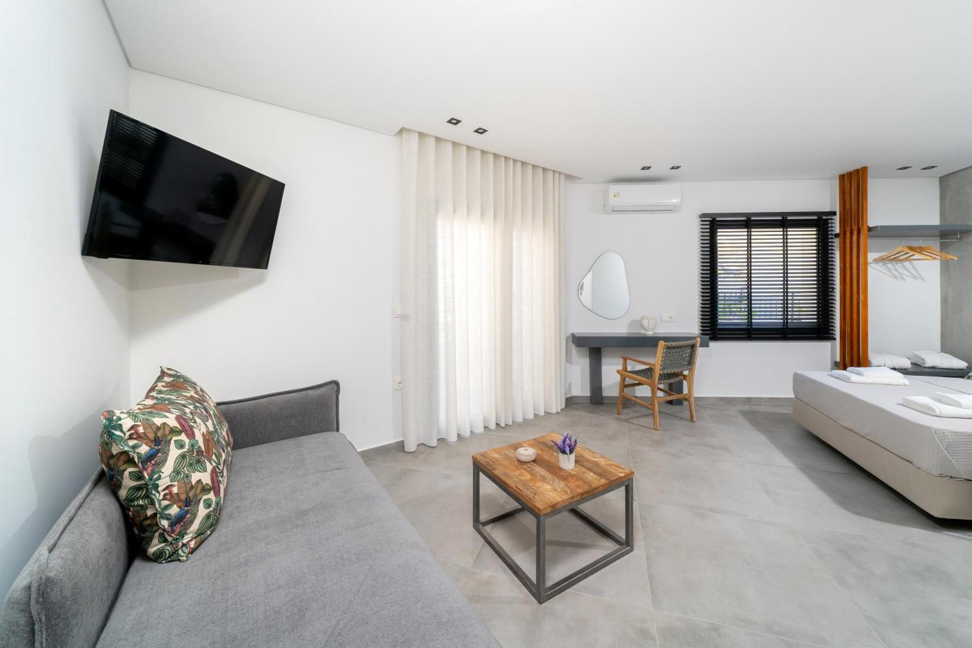 Parilion Suites Potos Dış mekan fotoğraf