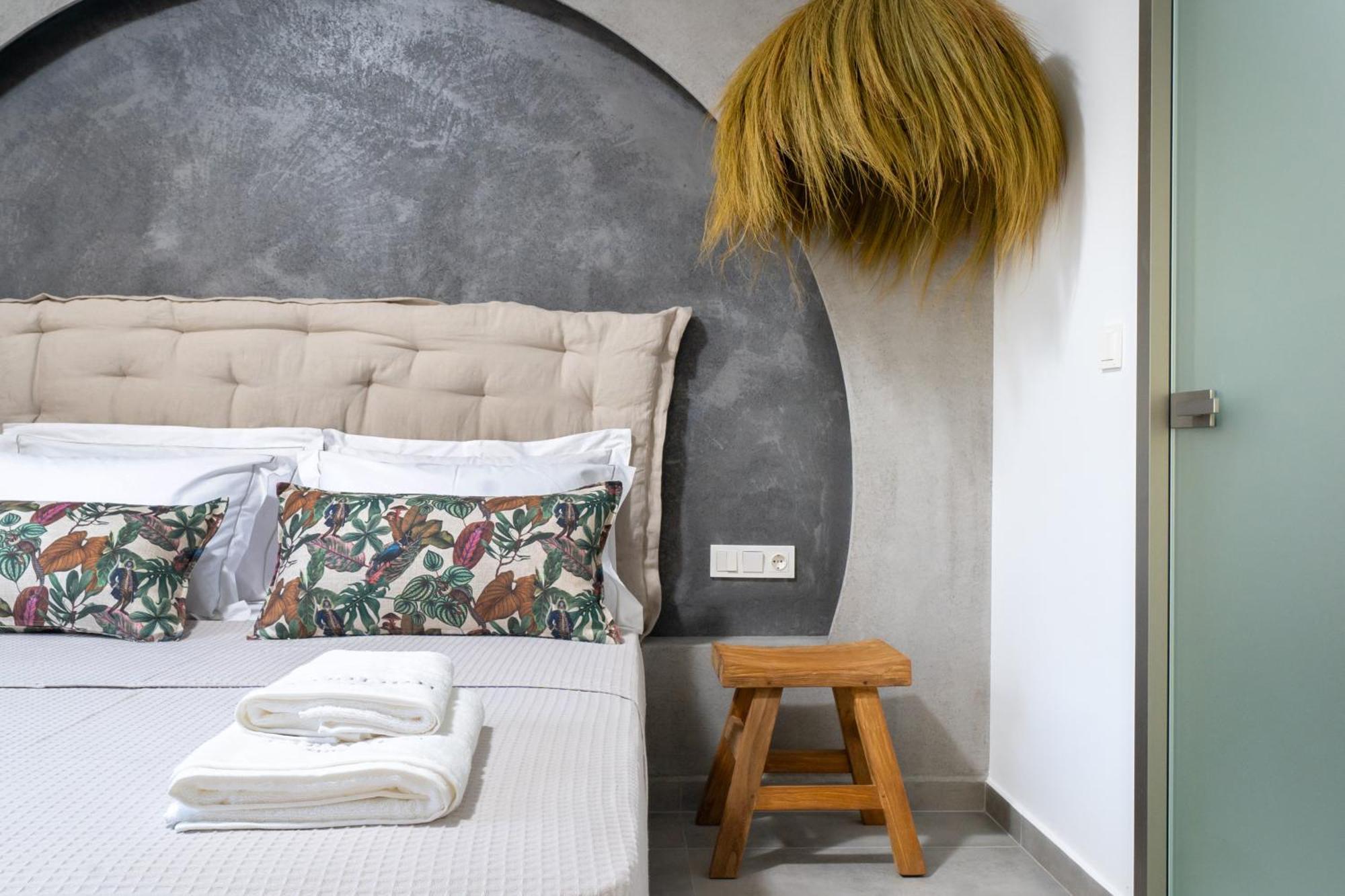 Parilion Suites Potos Dış mekan fotoğraf